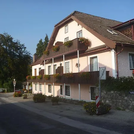 Gastehaus Taufkirchen *